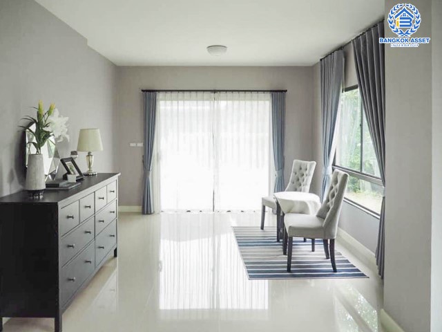 *****บ้านเดี่ยวมือสองย่านนนทบุรี ม.เซนโทร เวสต์เกต กาญจนาภิเษก คุณภาพแบรนด์ AP เนื้อที่มากถึง 51 ตร.ว. ฟังก์ชัน 3 ห้องนอน 2 ห้องน้ำ 2 ที่จอดรถ พร้อมของแถมมากมาย และเฟอร์ฯ บิวท์อินทั้งหลัง บนทำเลเยี่ยม ใกล้เซ็นทรัลเวสต์เกต และรถไฟฟ้าสายสีม่วง "สถานีคลองบางไผ่"